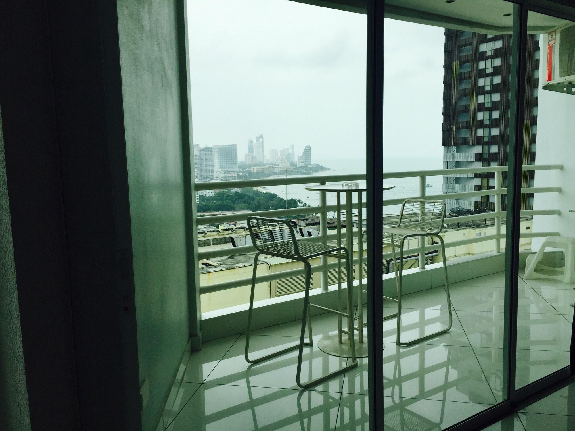 View Talay 6 Condominium By Honey Pattaya Exterior photo